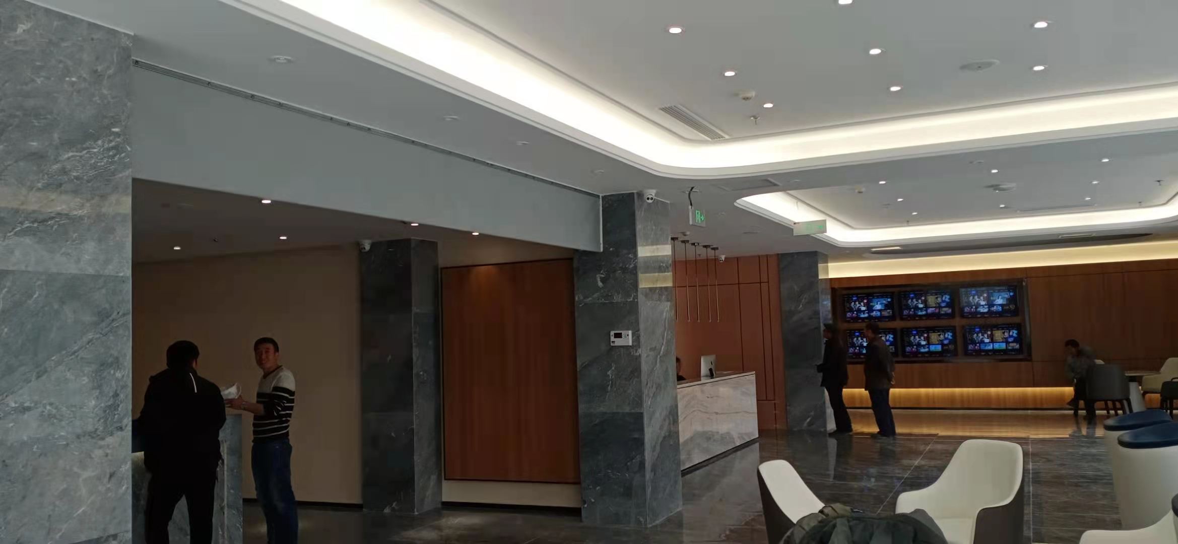 挡烟垂壁下沿距地面高度